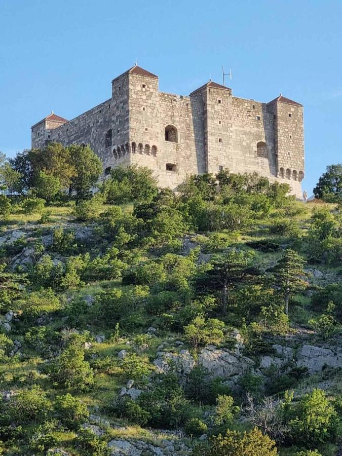 Apartman Duje Senj  Zewnętrze zdjęcie